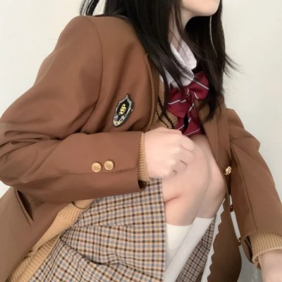 不负热爱 在线观看封面